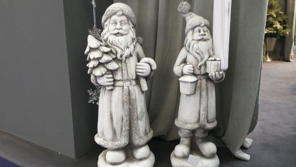 Figur Weihnachtsmann Santa grau stehend 80cm